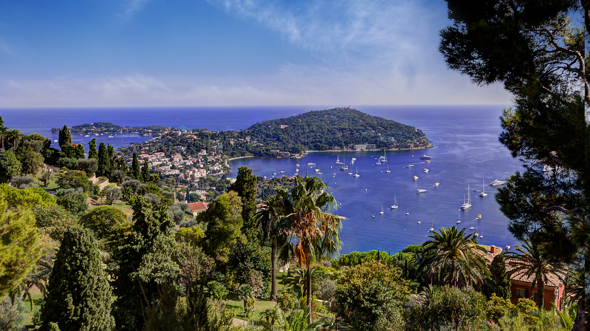 Photo vue sur l'île de Saint-Jean-Cap-Ferrat - page conciergerie de luxe